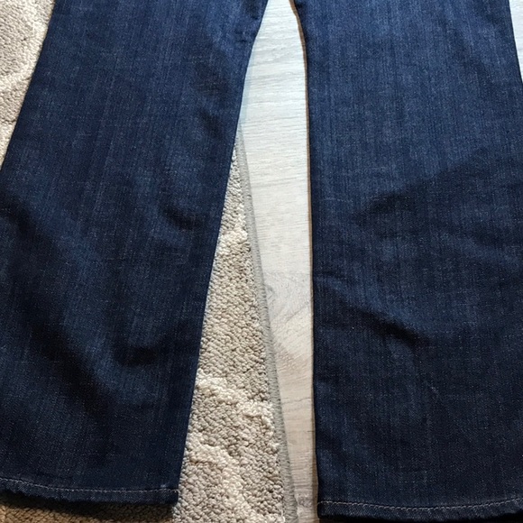 ⚓️ Old Navy~The Flirt Jeans~⚓️ - Picture 10 of 10